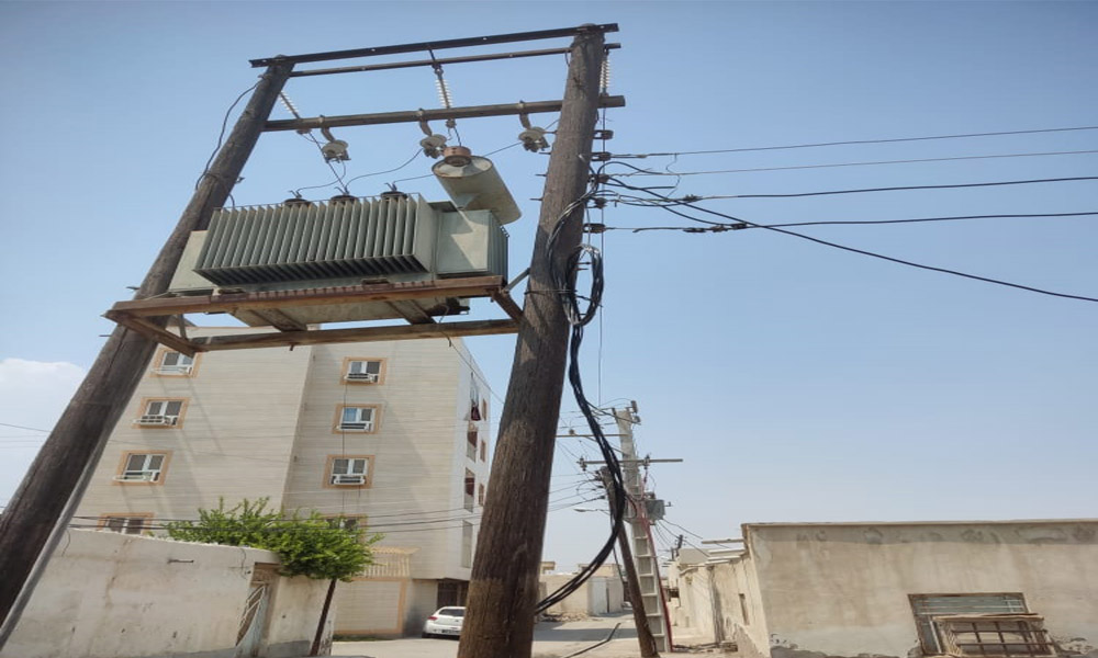 سارقان برق را می‌برند