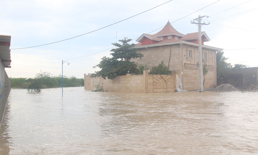 هرمزگان، میزبان همیشگی سیــــل و خشکـــسالی