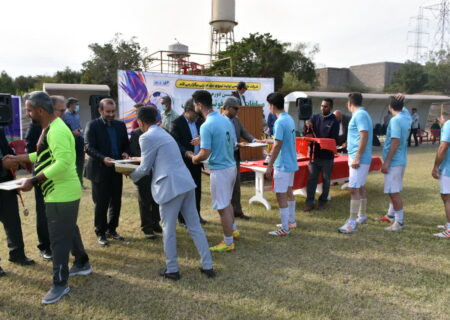 قهرمانی تیم نیروگاه شیروان در دومین دوره مسابقات مینی فوتبال چمنی صنعت تولید برق حرارتی کشور