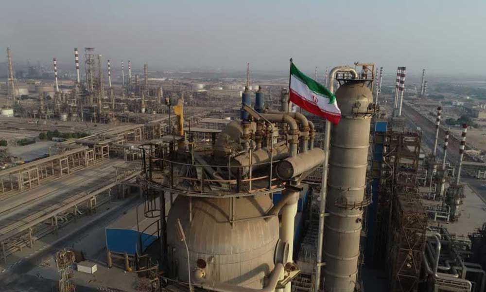 جذب ۹۰۲ نیروی بومی در  مرحله دوم آزمون استخدامی پالایش نفت بندرعباس