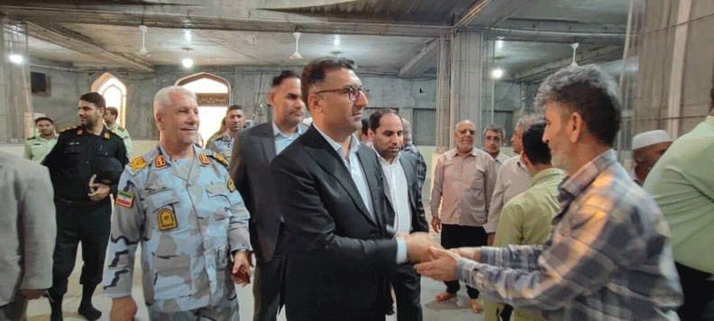 رئیس کل دادگستری هرمزگان به مشکلات ۱۱۷ نفر از اهالی بندر کلاهی رسیدگی کرد