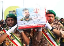 وداع باشکوه بندرعباسی ها با شهید « سعید آذربادگان »