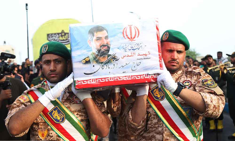 وداع باشکوه بندرعباسی ها با شهید « سعید آذربادگان »