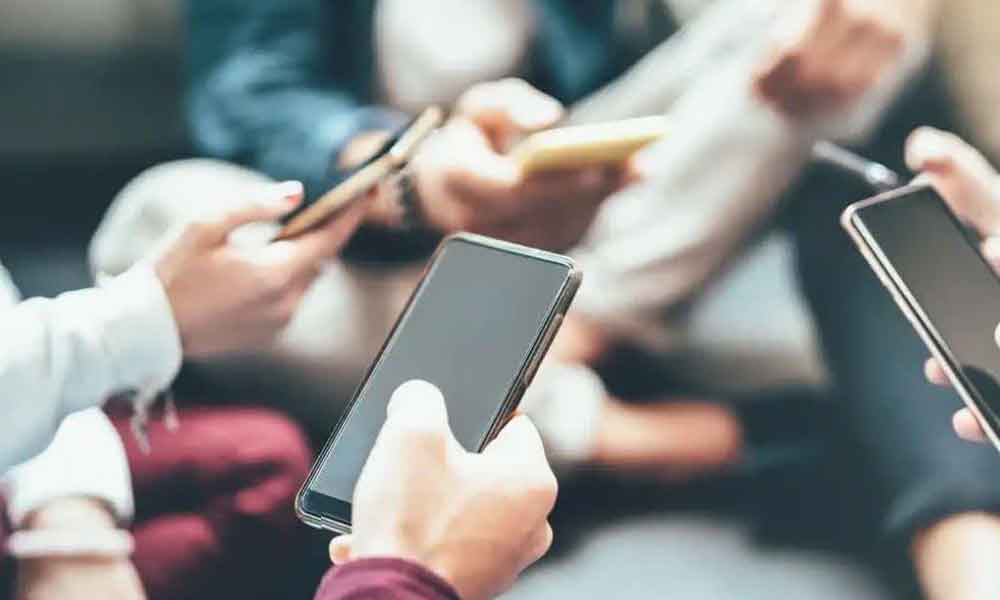 رشد و نفوذ فضای مجازی  در زندگی روزمره