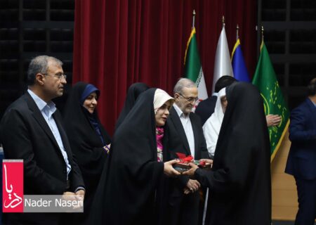آیین افتتاح و واگذاری ۱۱۴ واحد مسکونی ویژه خانواده‌های نیازمند استان هرمزگان