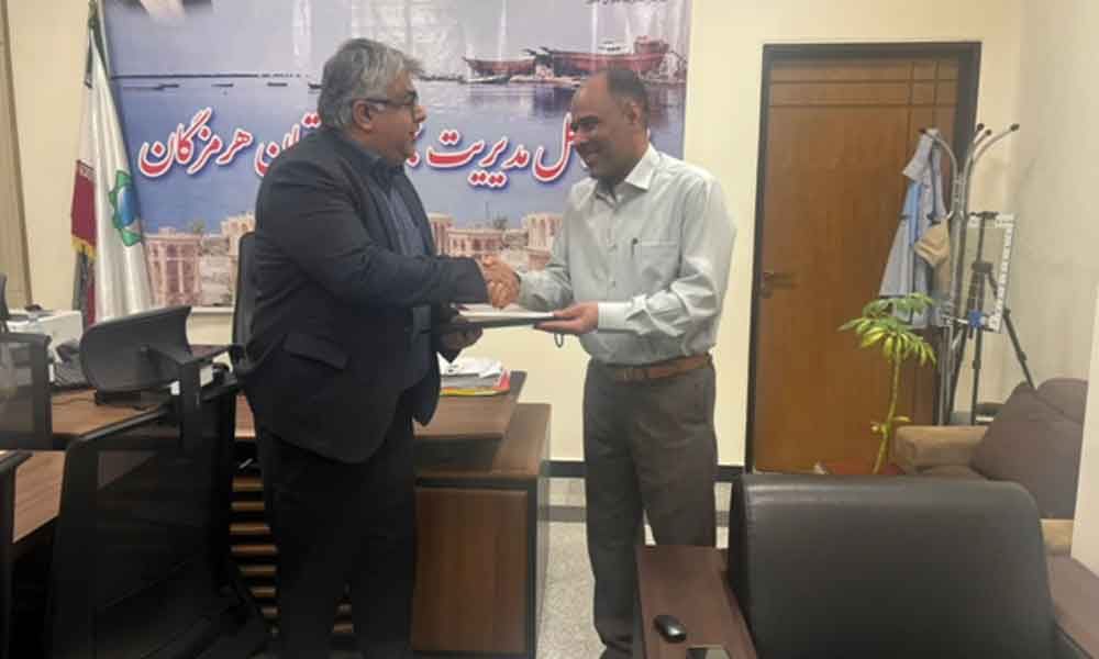 تجلیل مدیرکل مدیریت بحران استانداری از اداره کل استاندارد هرمزگان