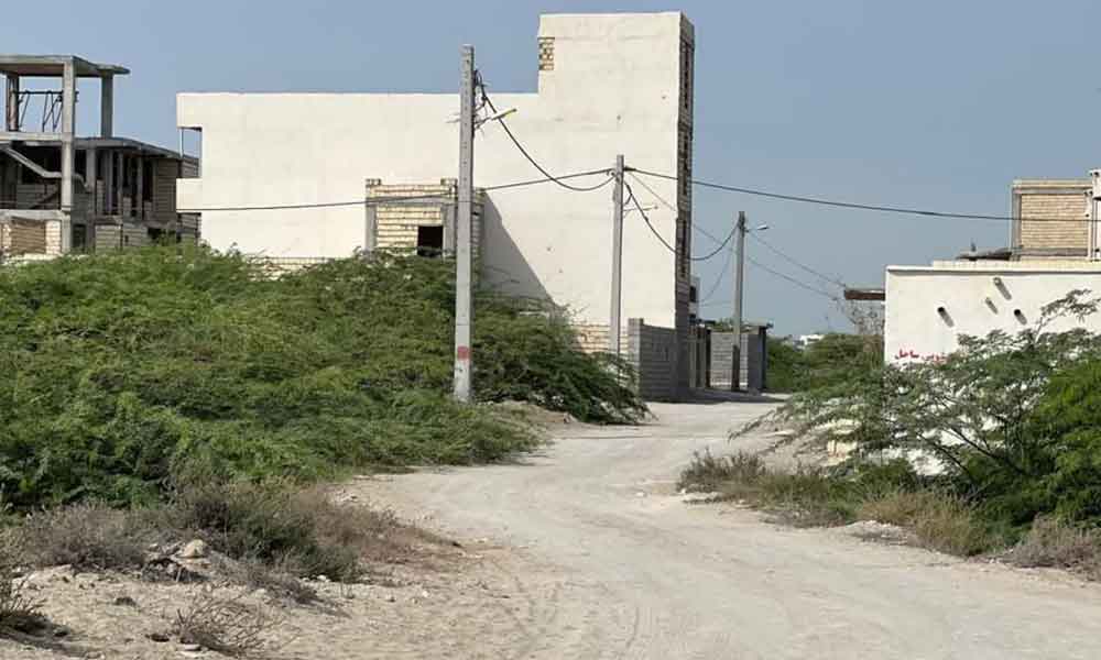 آغاز «نهضت آسفالت» در جاسک؛ نگراني از کيفيت پايين و بي توجهي به عدالت عمراني