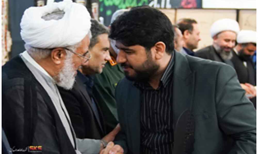 تجليل امام جمعه بندرعباس از مديرعامل فولادکاوه