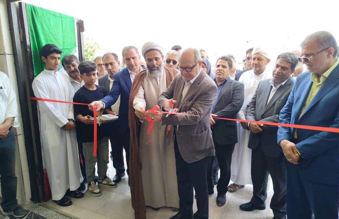 دبیرستان دخترانه گلستان  گیاهدان افتتاح شد