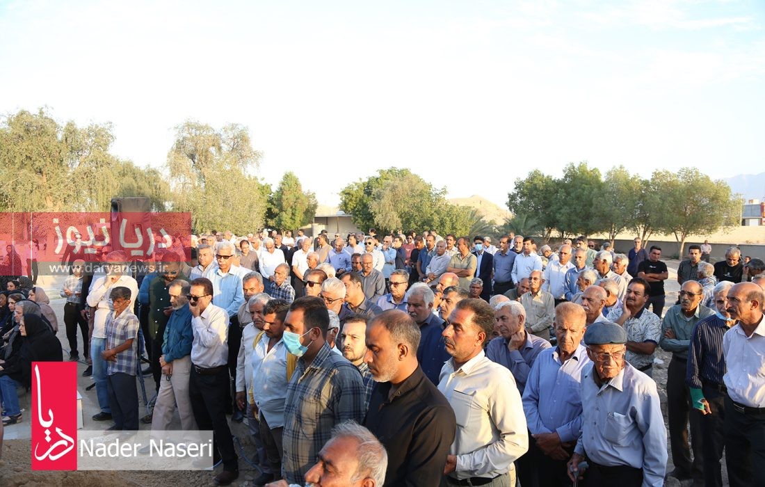 مراسم تشییع پیکرحاج ابوطالب جوادی در روستای رضوان بندرعباس