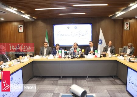 نشست میز کشوری توسعه صادرات میگو در بندرعباس