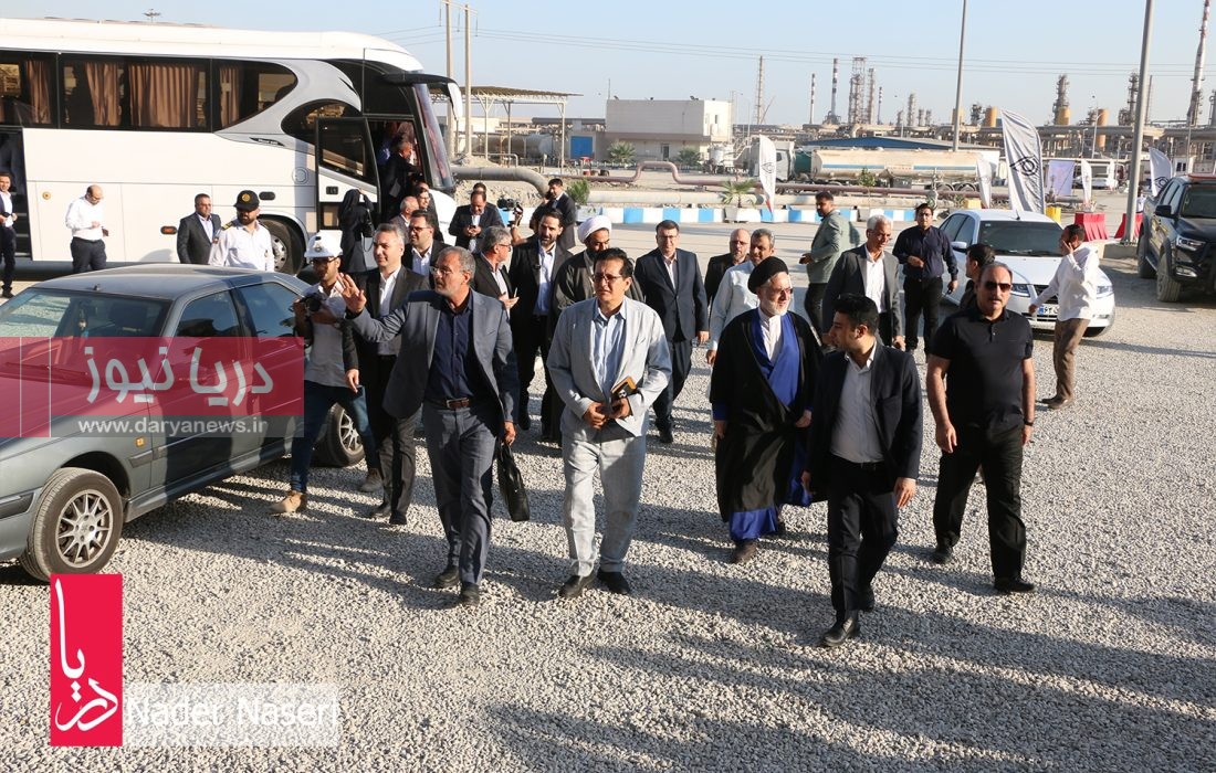 بازدید نمایندگان مردم در مجلس شورای اسلامی از نفت آفتاب بندرعباس