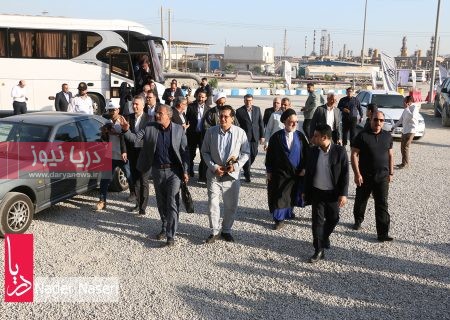 بازدید نمایندگان مردم در مجلس شورای اسلامی از نفت آفتاب بندرعباس