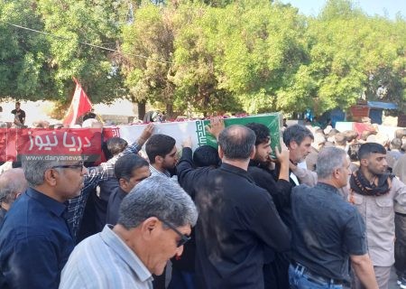 تشییع ۱۴ شیر گمنام و خوش‌نام بر دوش مردم بندرعباس