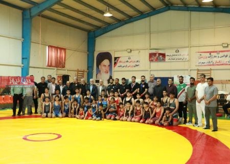 برگزاری مسابقات کشتی جام پهلوانک‌ها و نونهالان آزادکار باشگاه پاس