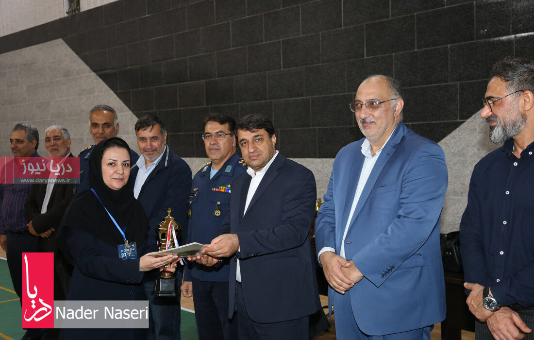 اختتامیه مسابقات ورزشی منطقه ۴ کارکنان سازمان فنی حرفه ای کشور دربندرعباس