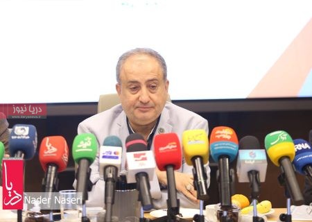 نشست خبری رئیس اتاق بازرگانی هرمزگان با اصحاب رسانه