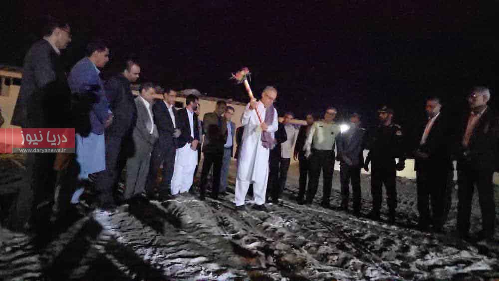 کلنگ ساخت مدرسه خیرساز شش‌کلاسه دخترانه در جاسک به زمین خورد