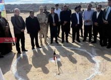 کلنگ هنرستان دخترانه شهر طبل  در قشم به زمین زده شد