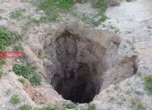 زخم عمیق فـروچـالـه ها بر تن خشک دشت های هرمزگان