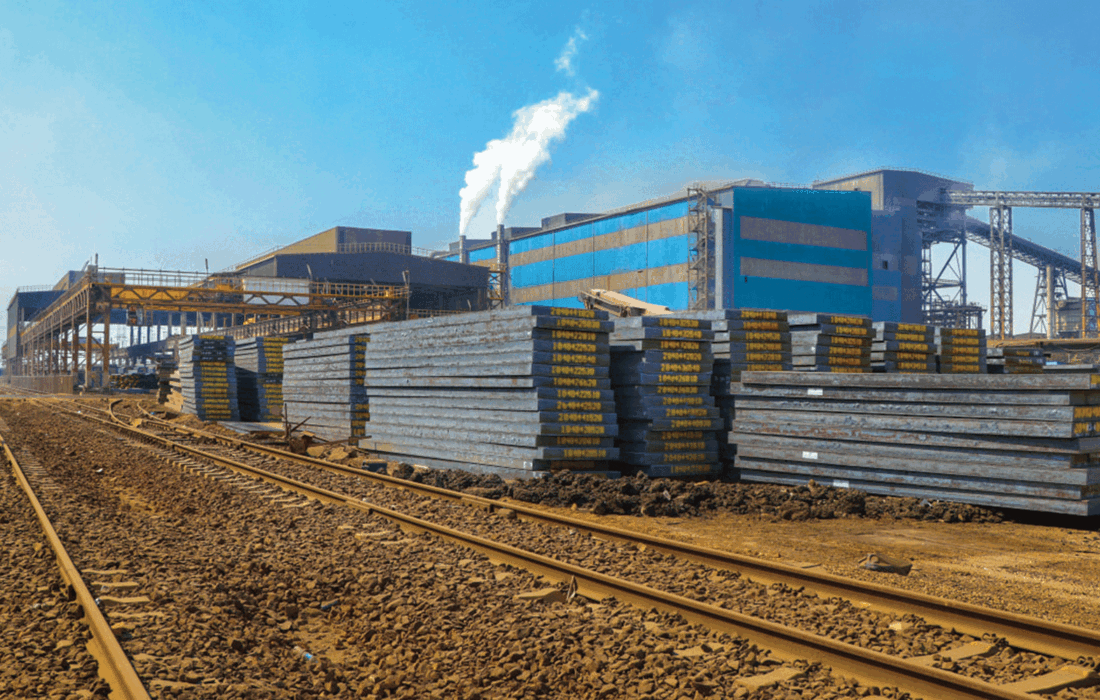 صرفه‌جویی ۴٫۵ میلیون دلاری  با بومی‌سازی ۱۳۸ ردیف قطعه  در فولاد هرمزگان