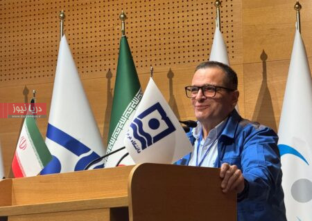 تنها راه توسعه فلات مرکزی، نمک‌زدایی از خلیج فارس بود