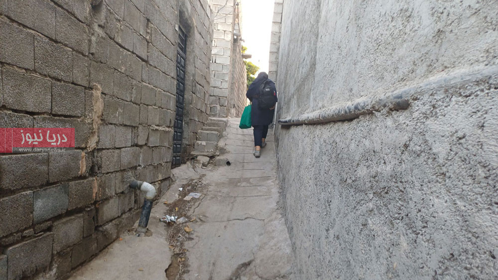 سختی عبور از کوچه های محلات بندرعباس