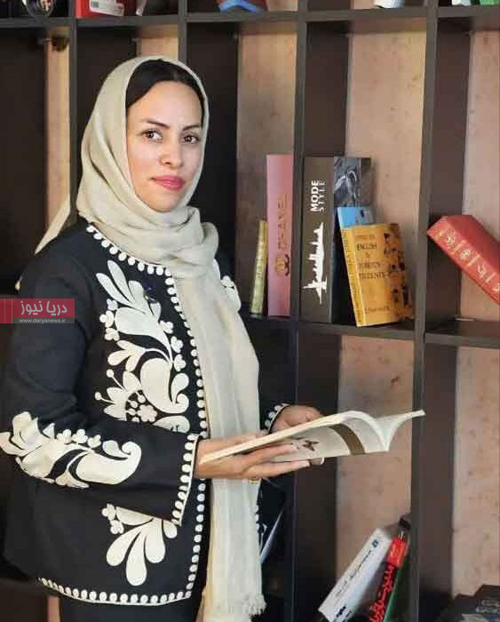 فرمان را دست نوجوان بده، اما کنارش بنشین