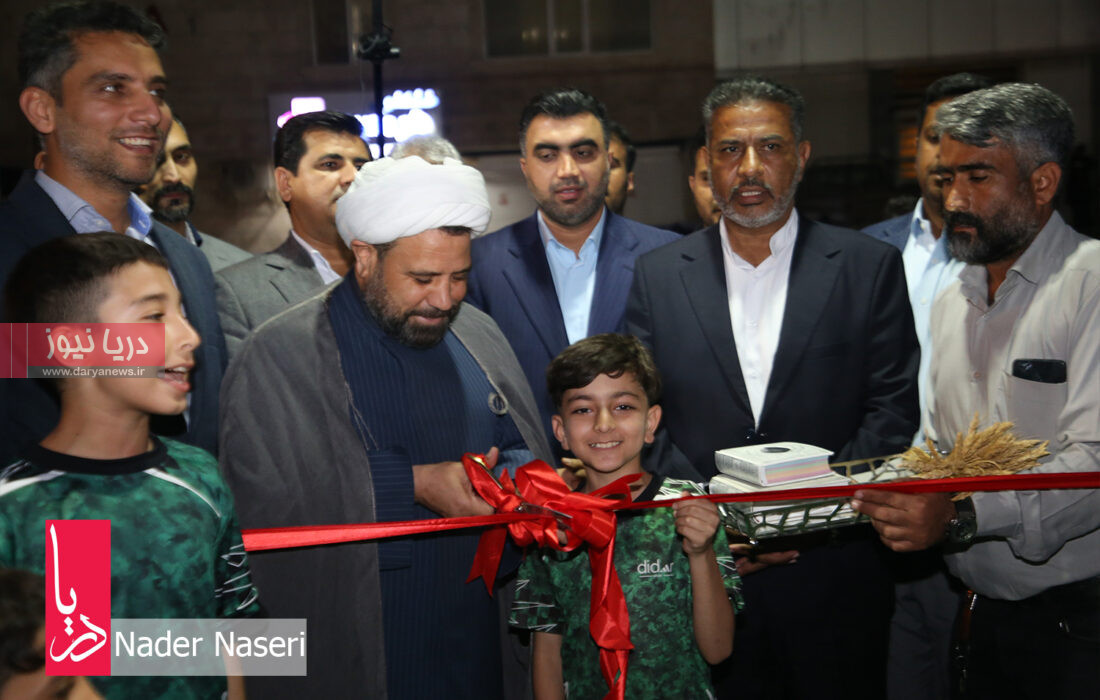 بهسازی و بهره برداری از زمین ورزشی گمبرون