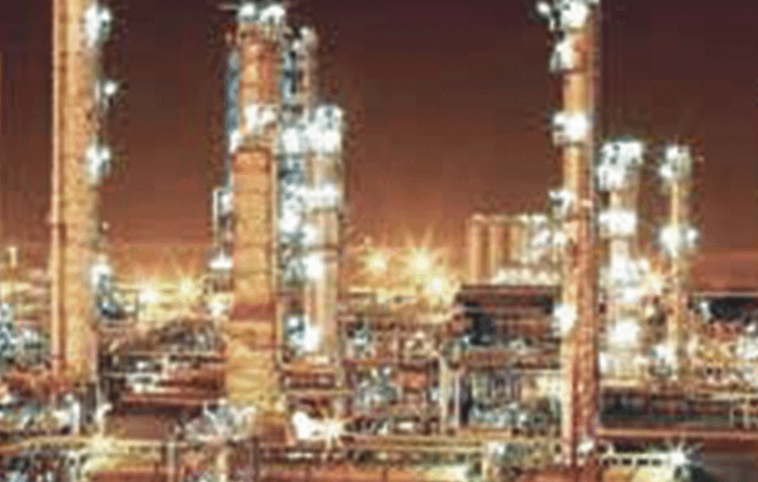 تأمین ۴۰ درصد بنزین کشور توسط پالایشگاه ستاره خلیج فارس